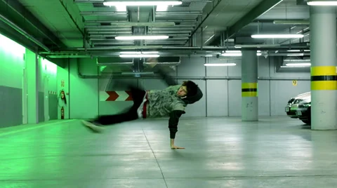 Breakdance in the garage Stock Footage 35221099