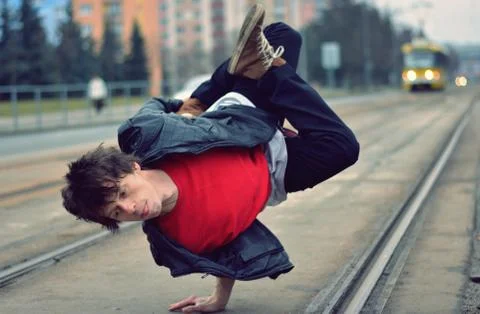 Breakdancer in the city Stock Photos