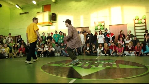 Breakdancer in peaked cap, 2x2 battle Stock Footage 989833