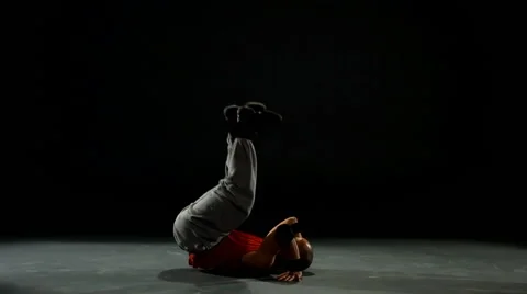Breakdancer in slow motion Stock-Footage 61666149