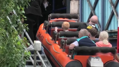 Breakdown incident at Drayton Manor Theme Park water ride Stock Footage 337153000