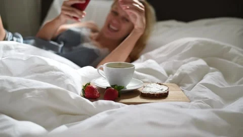 Breakfast in bed. Stock Footage 168514047