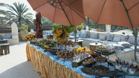 Breakfast buffet in African hotel Video stock 81313300