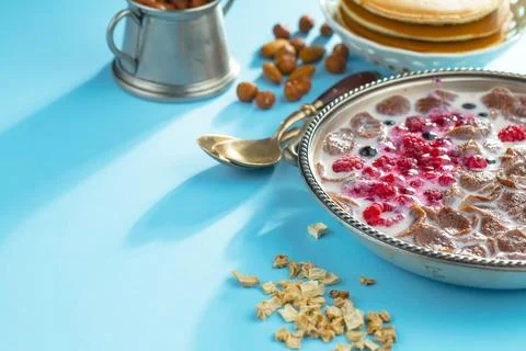 Breakfast composition in the kitchen Stock-Fotos