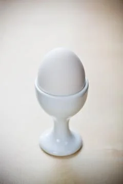 Breakfast eggs in egg cup Foto stock