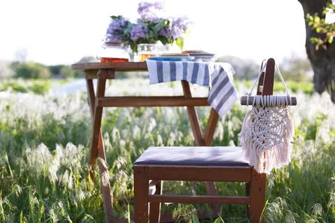 Breakfast in the garden Foto stock