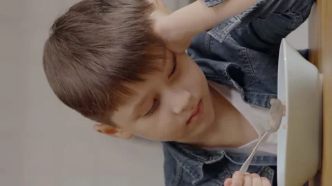 Breakfast in the kitchen. Stock Footage 152048089