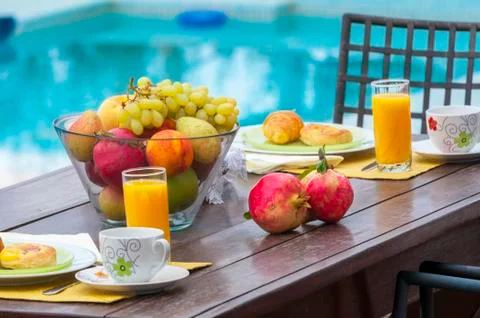 Breakfast in poolside Stock-Fotos