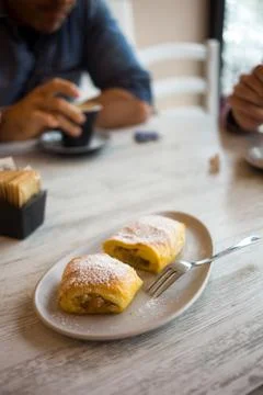 Breakfast with strudel 02 Foto stock