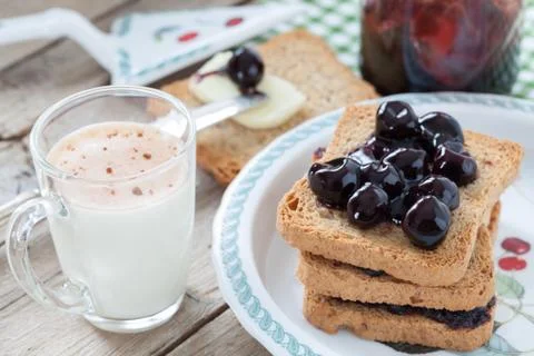 Breakfast Table Фото