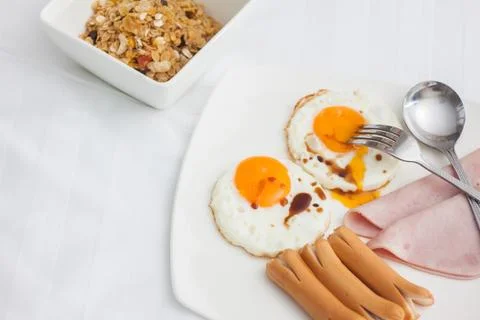 Breakfast in tray on bed Foto stock