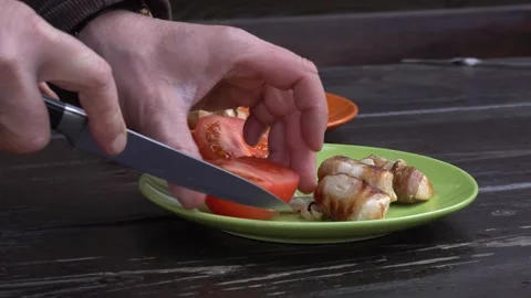 Breakfast in the yard for two Stockbeeldmateriaal 152373861