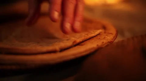 Breaking bread tight pan Vídeos de archivo 41389846