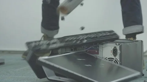 Breaking Computer With Baseball Bat 4k 動画素材 80348995