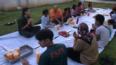 Breaking Fast in Ramadhan Stock Footage 272843197