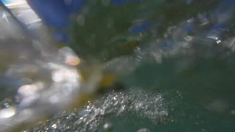 Breaking wave Stock Footage 252956402