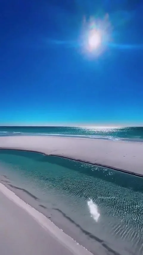 Breaking Wave Video stock 280404124