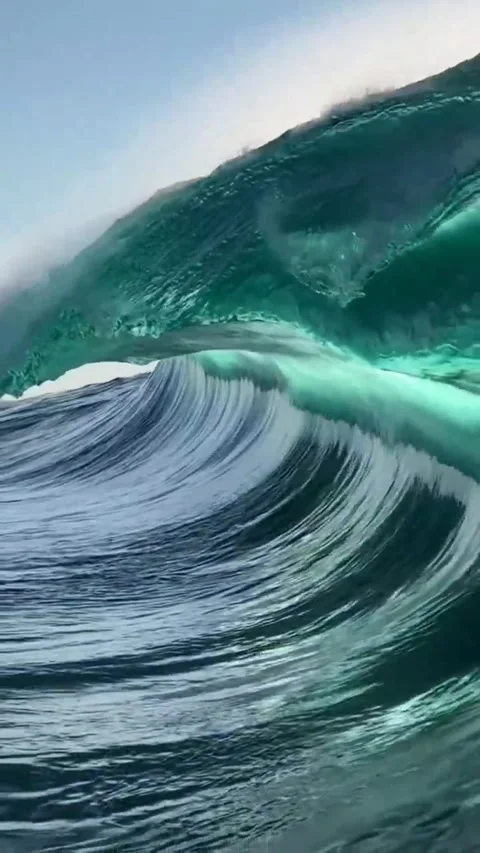 Breaking Wave Video stock 280404581