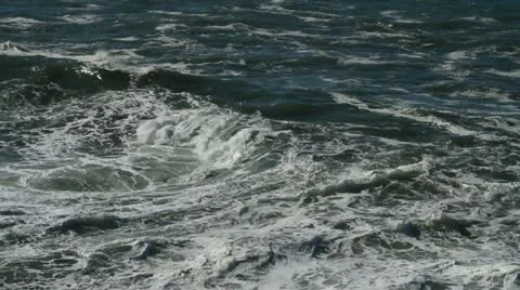 Breaking Wave.m2t Video stock 12359751