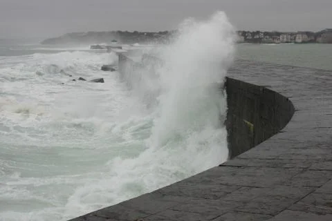 Breakwater with waves Foto stock