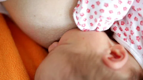Breastfeeding Видео 852809