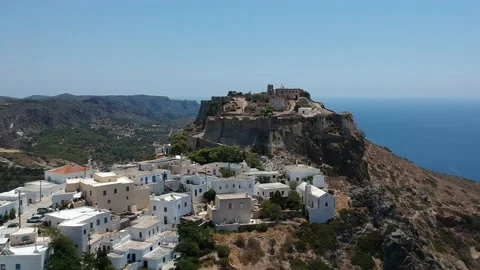 Breathtaking aerial panoramic view over Chora, Kythera by the Castle at sunse Vídeos de archivo 198583850