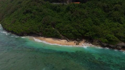 Breathtaking Drone Shot Hidden Green Bowl Beach Cliff Reef 4K 스톡 동영상 340276527