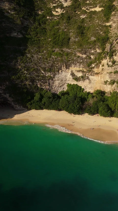 Breathtaking Kelingking Beach T-Rex Cliff Sunset Aerial View Видео 340425162