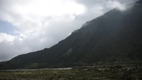 Breathtaking Mountain Range 動画素材 243025916