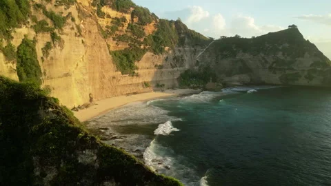 Breathtaking Ocean Cliffs and Diamond Rock Pinnacle Aerial Vídeos de archivo 339455216