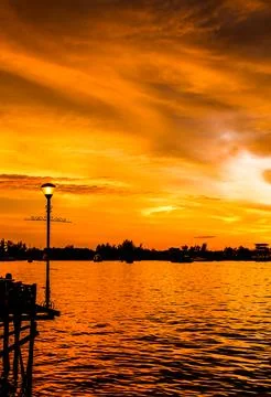 Breathtaking sunset and dramatic sky 库存照片