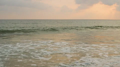Breathtaking sunset views over the ocean in Sri Lanka Video stock 307422954