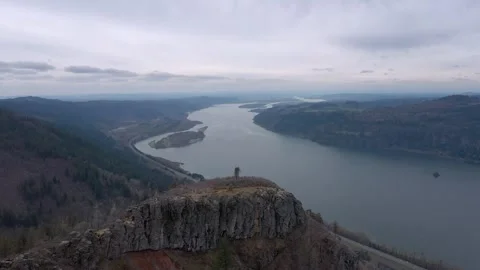 Breathtaking view of Angel's Rest hike viewpoint and the Columbia River Gorge in Stock Footage 243280026