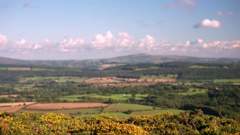 Breathtaking view of Shropshire's patchwork farmland in the English countryside 動画素材 292924425
