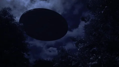 Breathtaking view up through the canopy in a forest as a huge circular UFO Vídeos de archivo 311160346