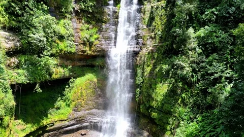 Breathtaking Waterfall 動画素材 250864774
