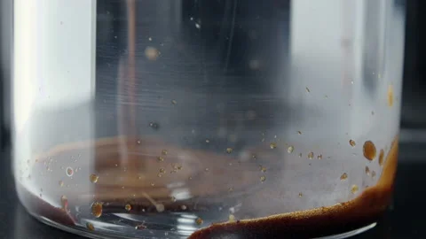 BREW Pour Coffee Slowmotion 库存影片 154210585