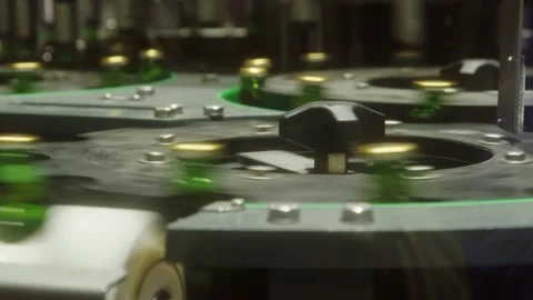 Brewery, beer, bottles, labelling machine, Mediume Shot.mov Stock-Footage 190961420