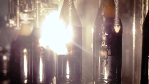 Brewery concept. Beer factory. Automatic Beer Bottling Line. Video stock 121557622