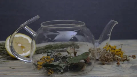 Brewing herbal tea Video stock 178428489