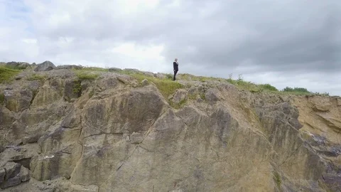 Brexit on a cliff edge 스톡 동영상 103630871