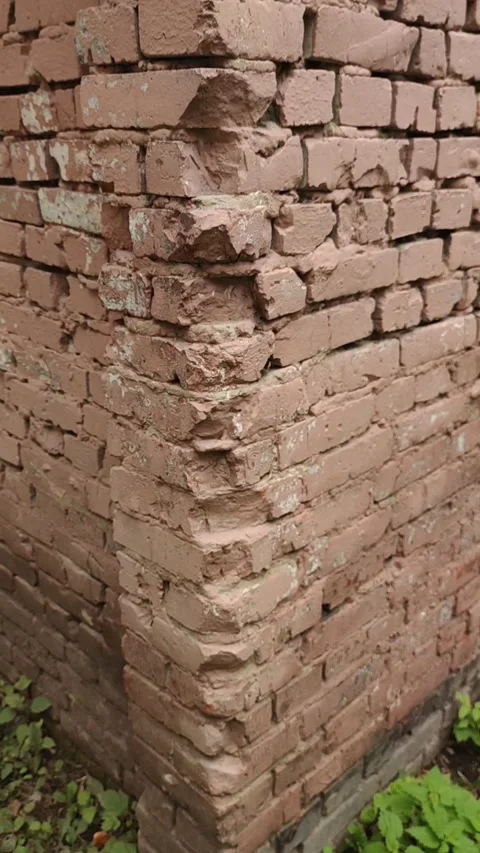 Brick building wall corner 스톡 동영상 159930492