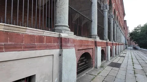 Brick Italian building with columns Vídeos de archivo 315074385