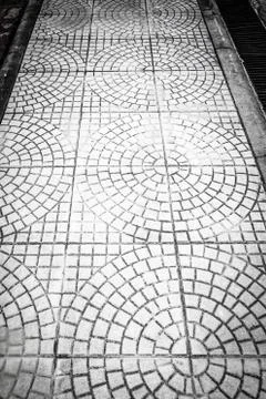 Brick sidewalk in the park Foto stock