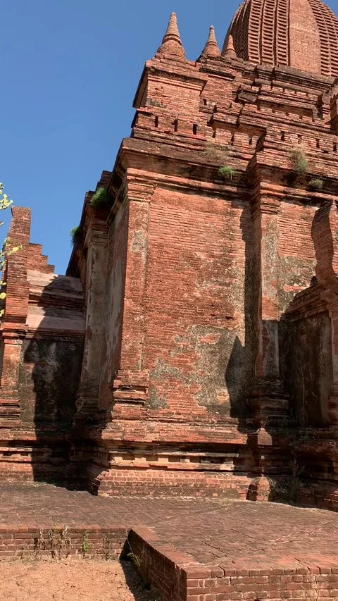 Brick temple in Bagan Видео 343736147