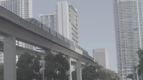 Brickell Metrorail 動画素材 90864792