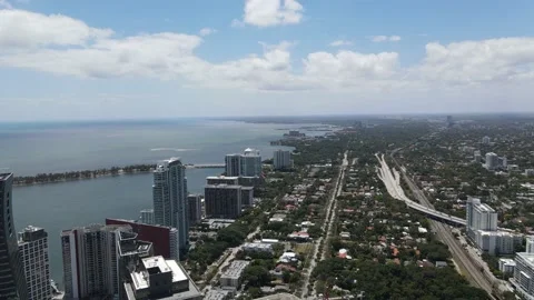 BRICKELL TOWARDS COCONUT GROVE Video stock 181456762