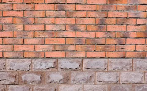 Brickwork in the construction of the house red-brown brick. Stock-Fotos