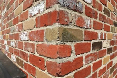 Brickwork quoining on a corner wall of red bricks, Liebig Lane. Warrnambool-AUS Stock Photos