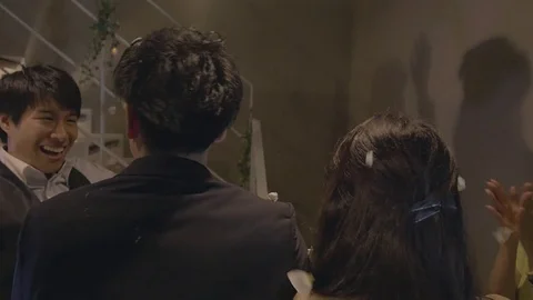 Bride and groom exit reception rose pedals  Vídeo Stock 77955641